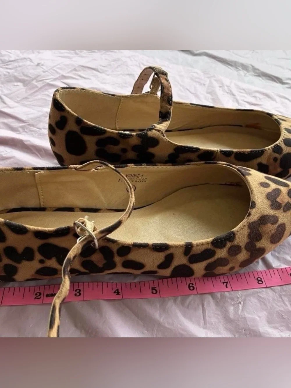 Lov Mark Women’s Leopard Print Pointed Mary Jane Flats Retro Pinup NWOT Sz 8